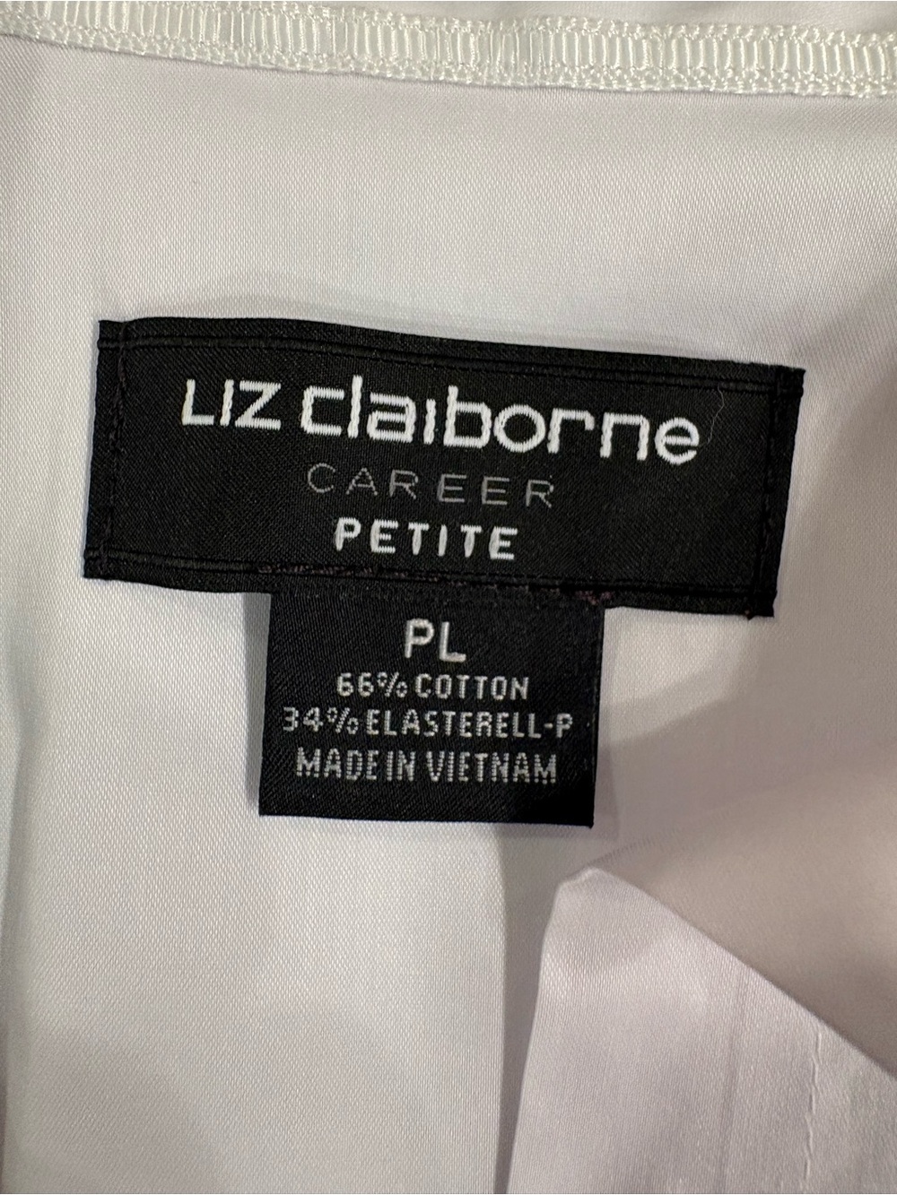 Liz Claiborne  Crisp White Career Shirt. Size petite large - Picture 3 of 9
